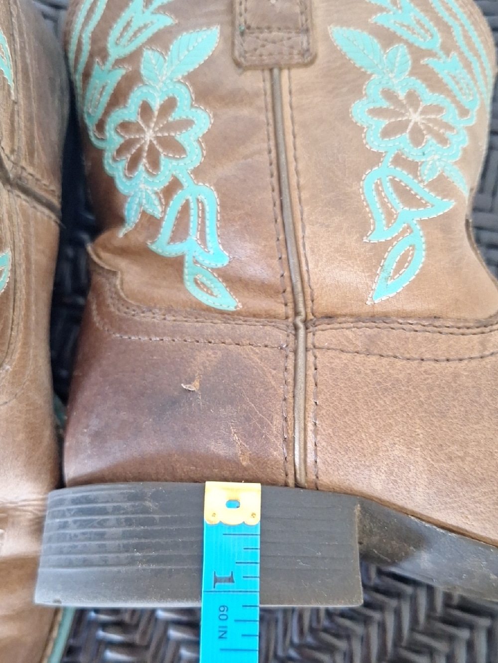 Ariat Girls Kid Boots Size 1 - Picture 11 of 12